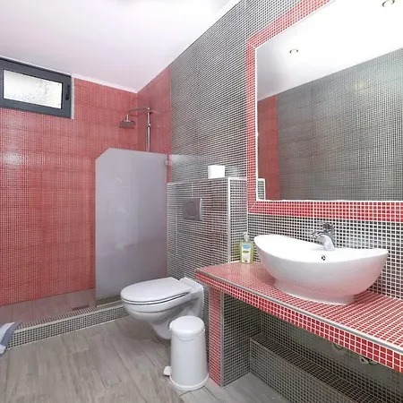 Atoli * Skála Marión